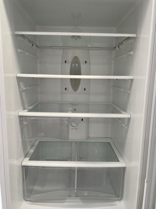 Vendo frigorifico  LG combinado no frost