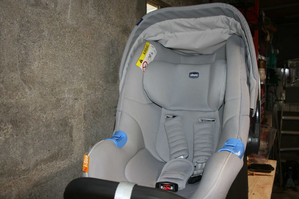 Cadeira Auto Chicco Oasys i-Size + Base ISOFIX
