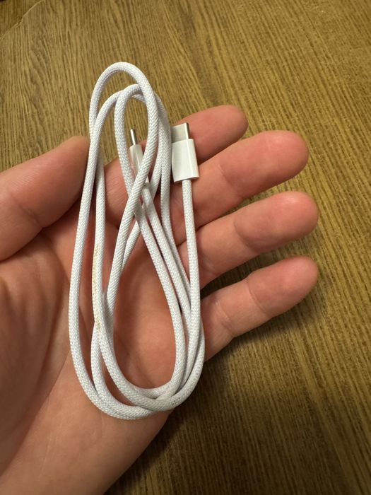 Kabel z Usb -C na Usb-C Apple 240W oryginalna