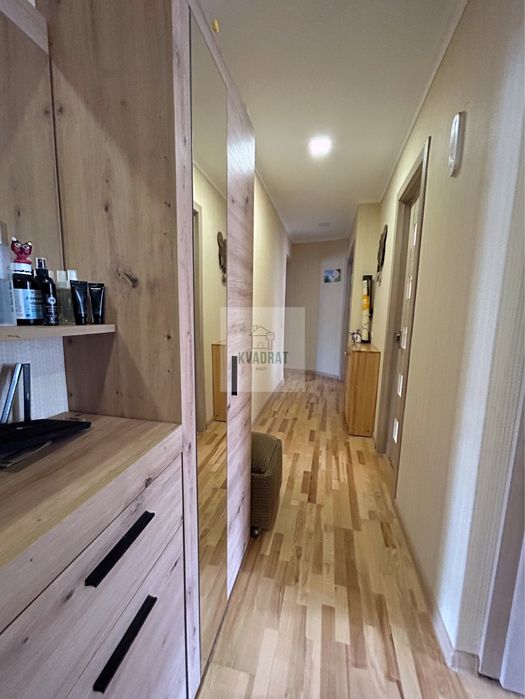 Продам чудову 3-х кімнатну квартиру  в центрі міста