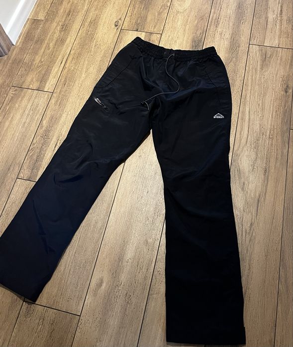 Czarne spodnie wodoodporne odblaskowe Mckinley