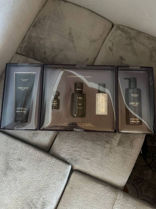 Victoria’s Secret  подарунковий набір парфумів / подарунок дівчині