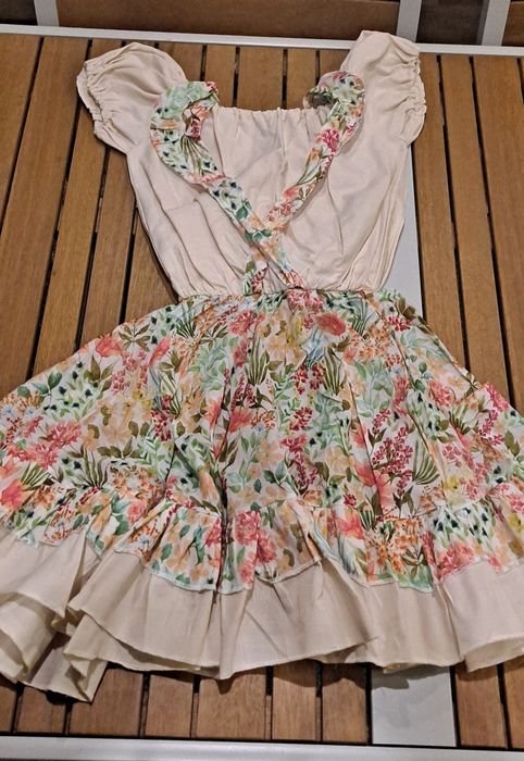 Vestido de camponesa 7-8 anos