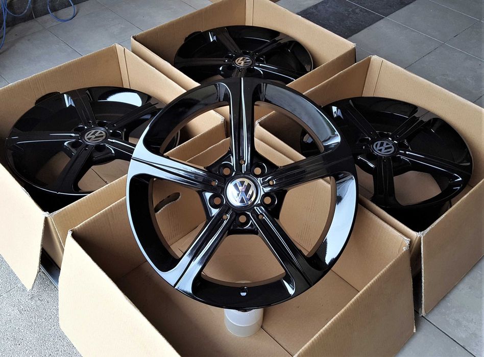 Alufelgi 17 5x112 VW Golf Passat Touran Jetta Caddy T-Roc Czarne 486#
