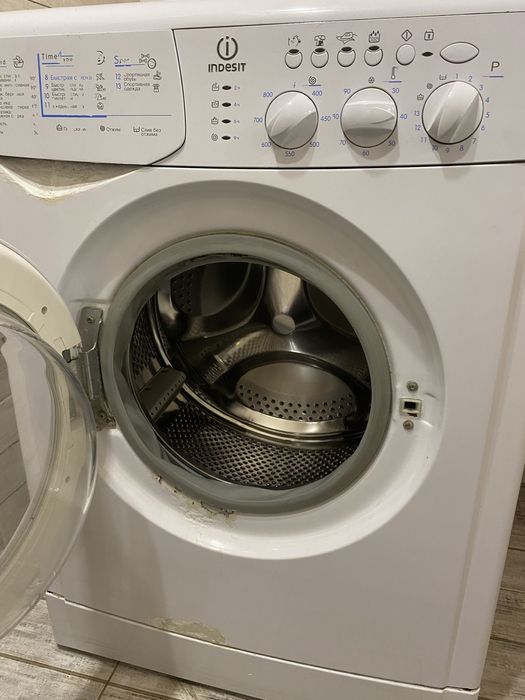 Продам стиральную машину