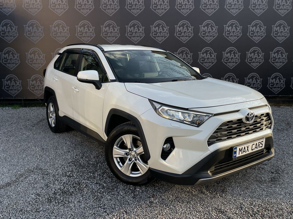 Toyota Rav 4 2019 год офицеал