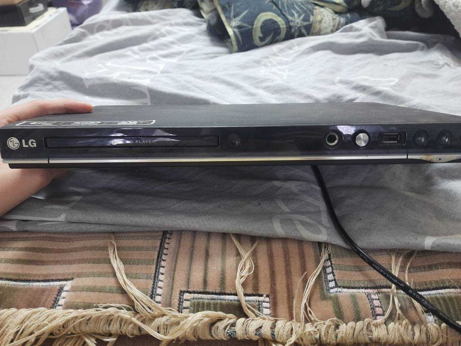 DVD Видео програвач  LG, JVC