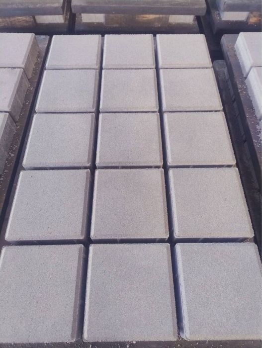 Тротуарна плитка «Квадрат» 200×200×60 мм сіра та кольорова