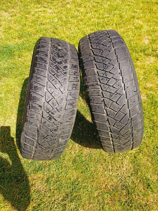 Opony zimowe 215 60 R17C