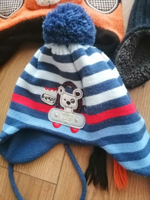 Komplet 3 czapki plus rękawiczki