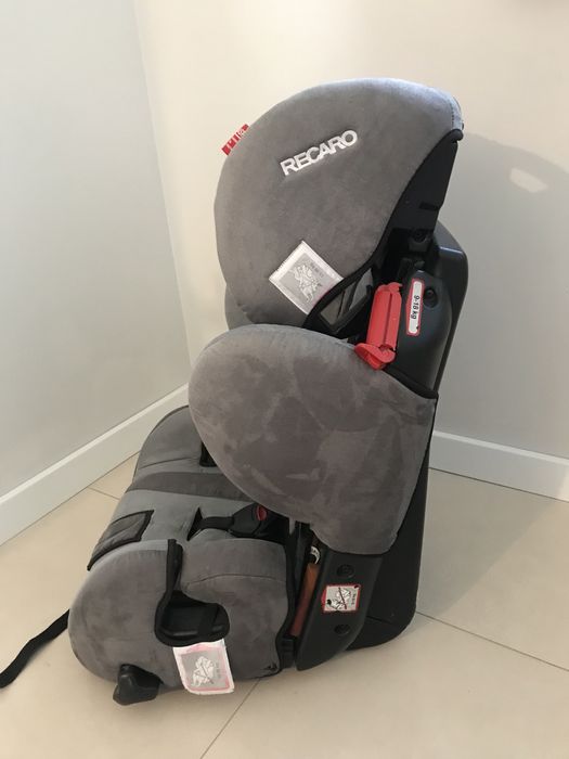 Foteliki Samochodowe Recaro