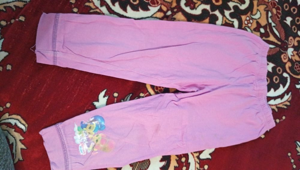 3є штанів віддам безкоштовно