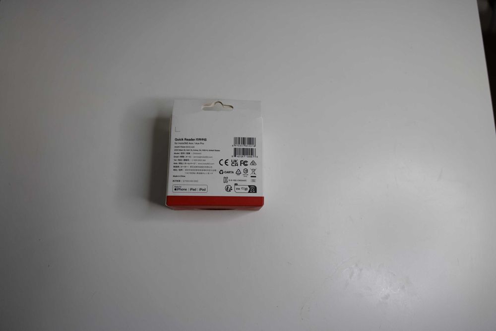 nowy insta360 quick reader – czytnik kart microSD z USB‑C i Lightning