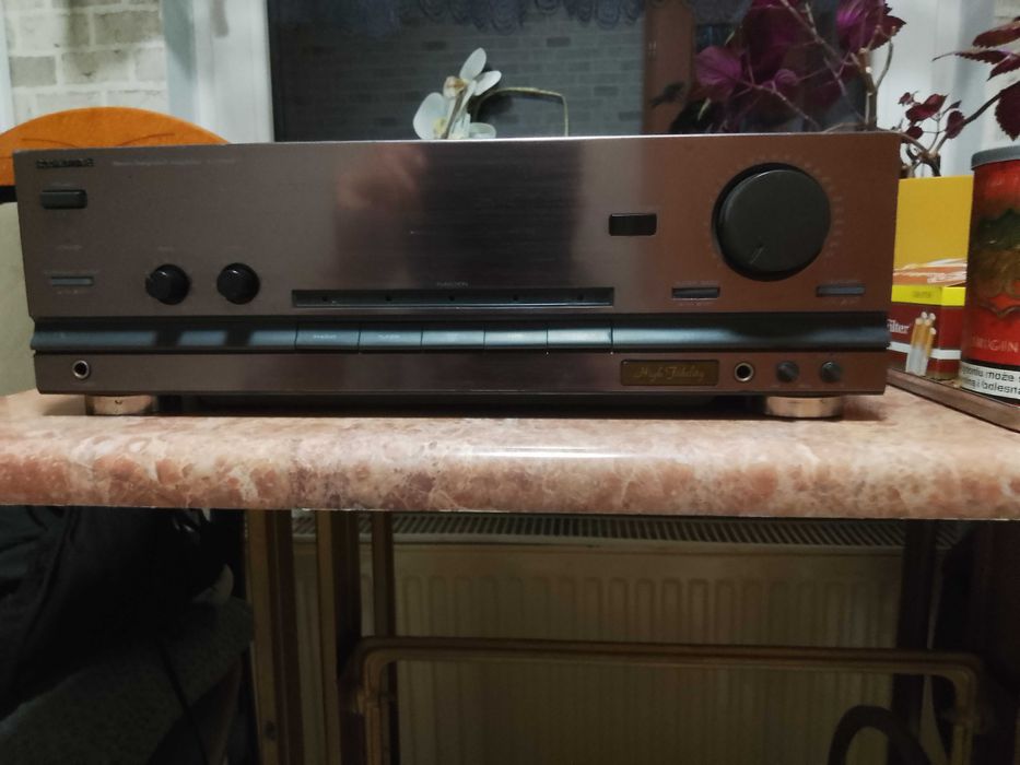 Wzmacniacz zintegrowany Soundwave A-1200. Stan dobry sprawny.