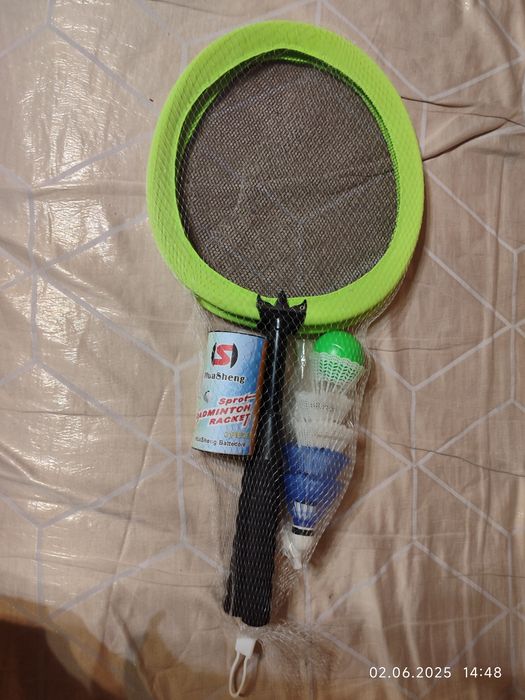 Продам набор для бадминтон.