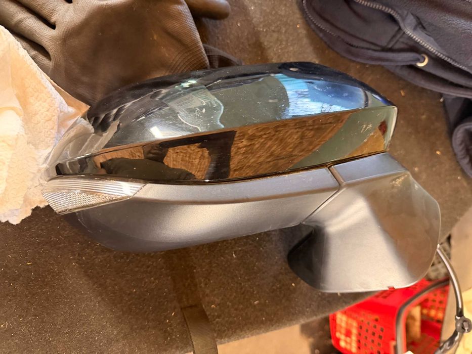 Lusterko 9 PIN Yaris Cross