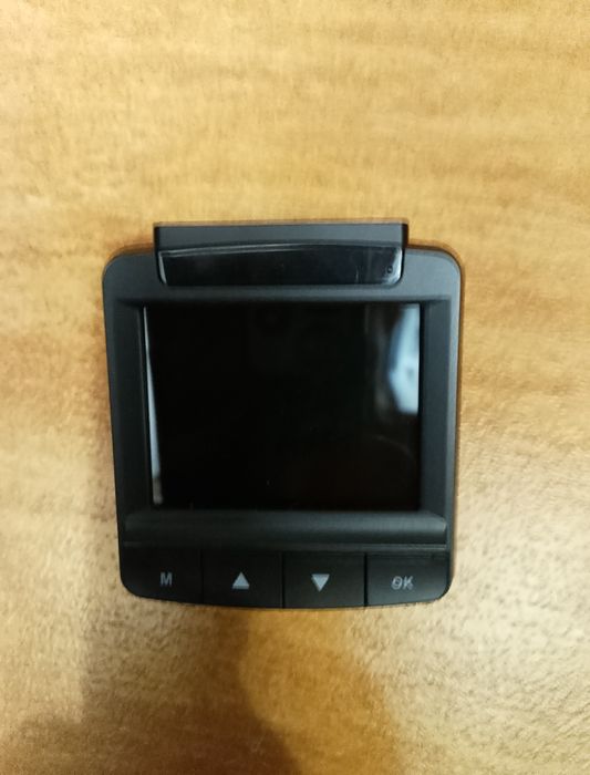 Продам видеорегистратор Aspiring at130