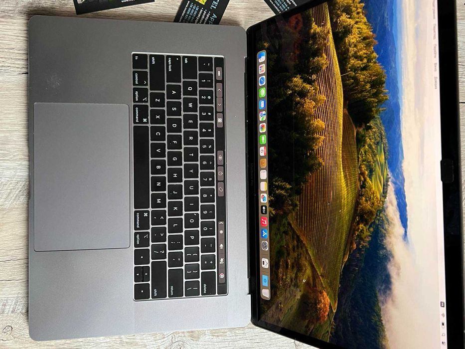 Macbook pro 15 i7 2.6/32/512 gb 2018 ноутбук