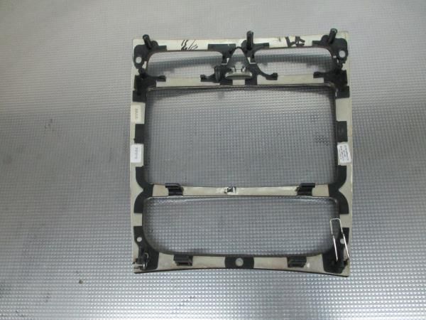 Moldura da consola central / rádio / aro MERCEDES-BENZ Classe C (W203)