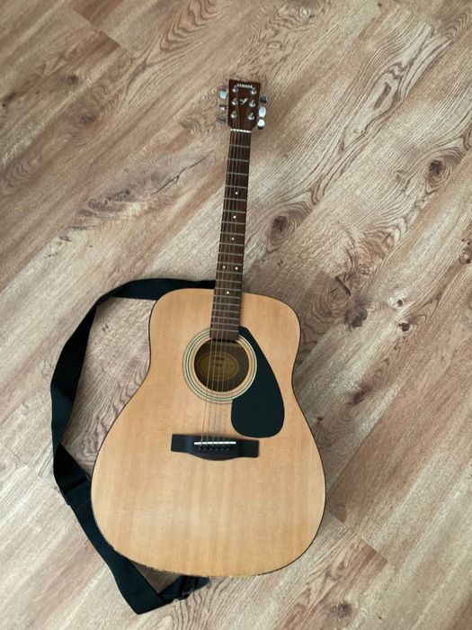 Класическая Гитара f 310