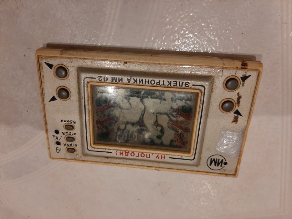 Игра советская электроника Ну погоди