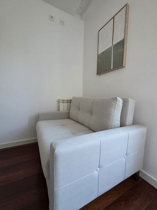 Sofá-cama em excelente estado (preço original:495€)