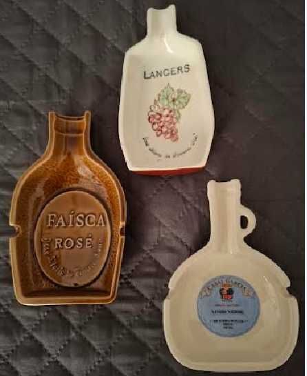 Vários cinzeiros para marcas de vinho, em faiança SECLA
