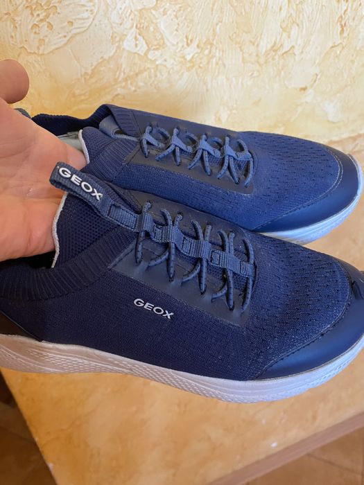 Фірмові кросівки geox 33 34 розмір