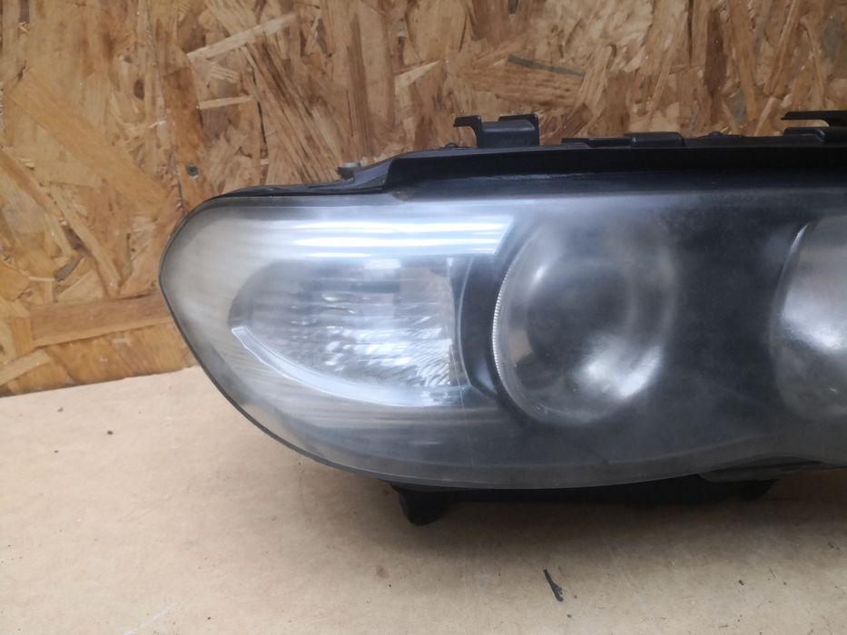 Reflektor przedni prawy BMW x5 e53 lift UK