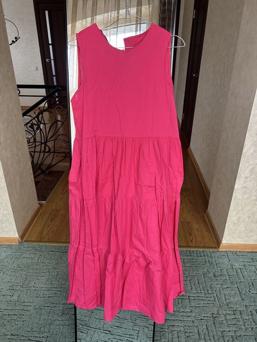 розова сукня максі