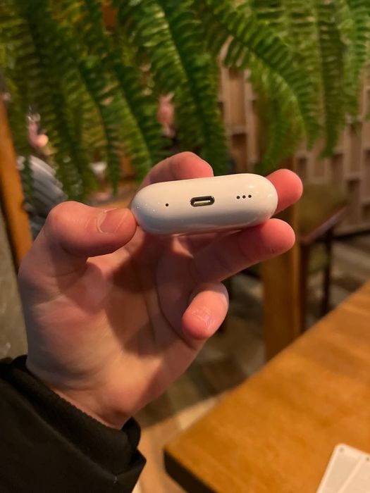 AirPods всі моделі