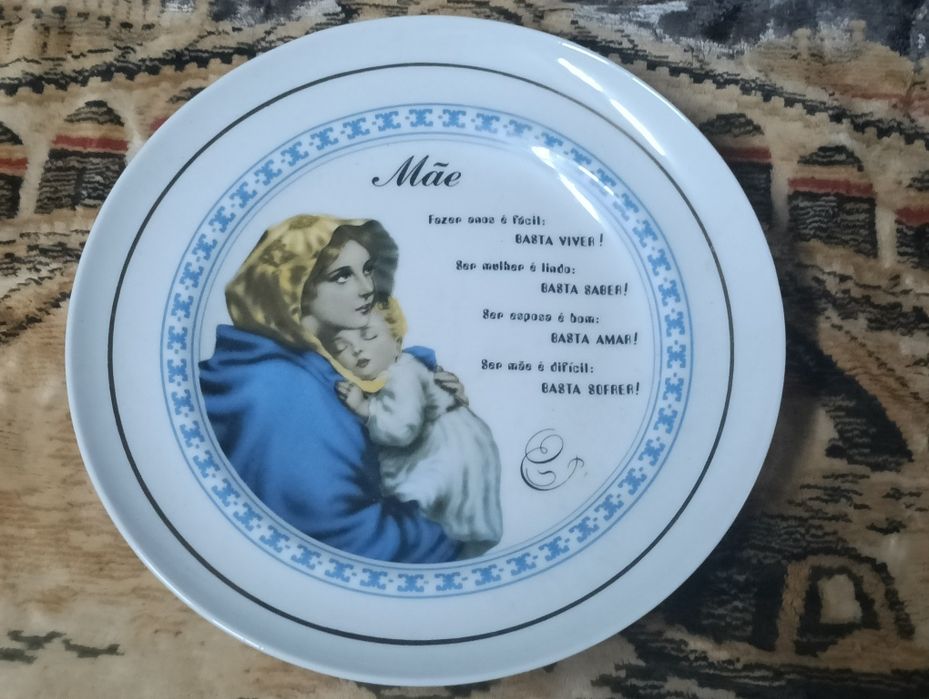 Beautiful porcelain plate MÃE