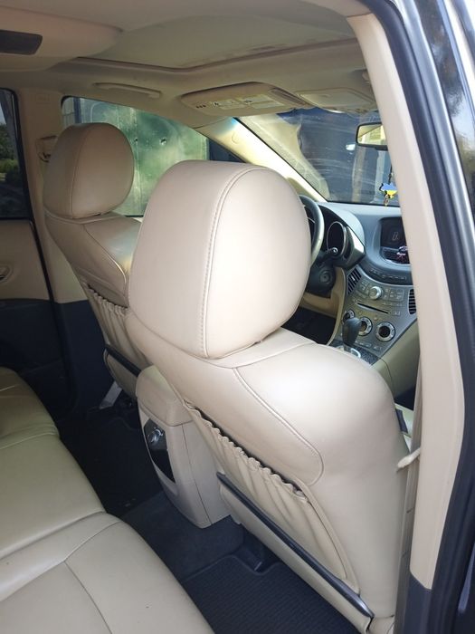 Продам Субару трібеку