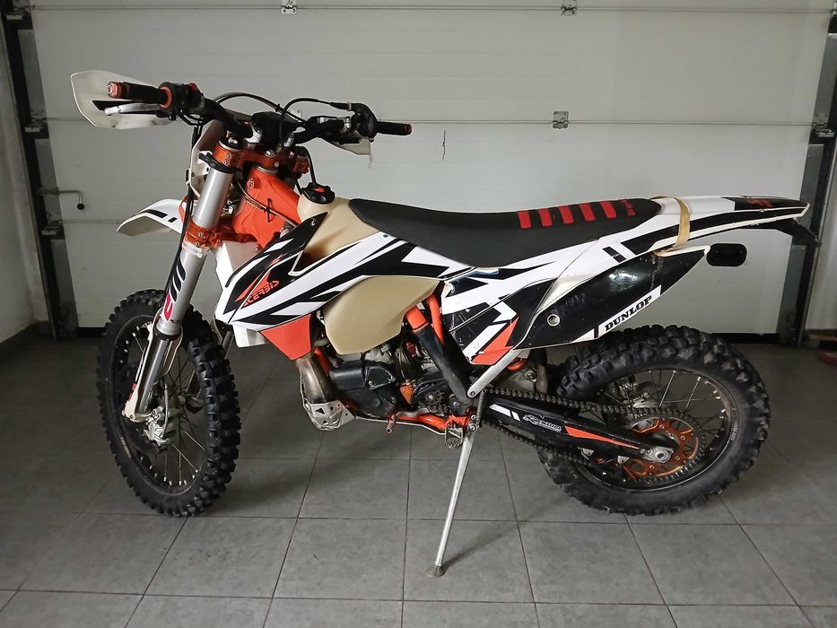 KTM EXC 300 SIX DAYS - Modelo 2016