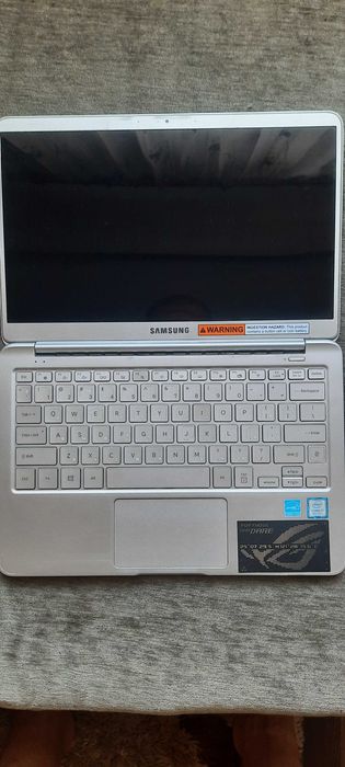 Ноутбук Samsung np900x3t