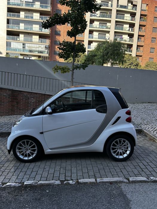 Vendo Smart Fortwo 451, ano 2011, com 200940