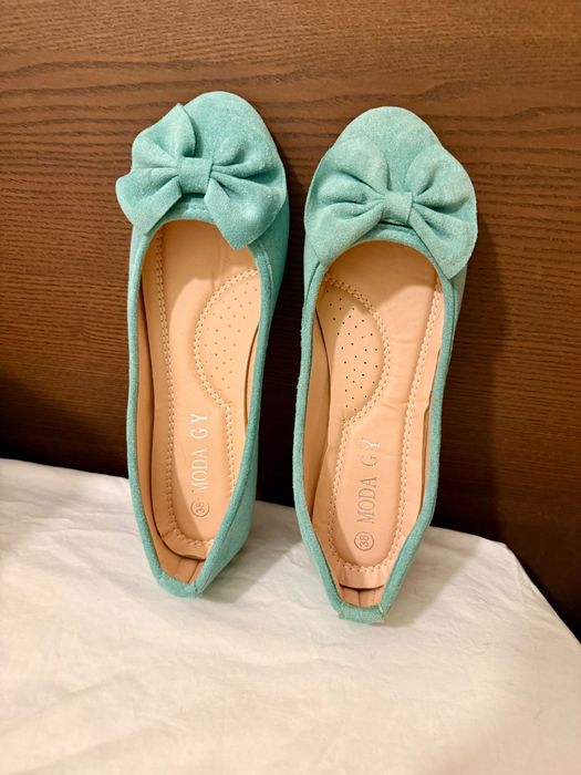 Sapatos sabrinas 38 e 39