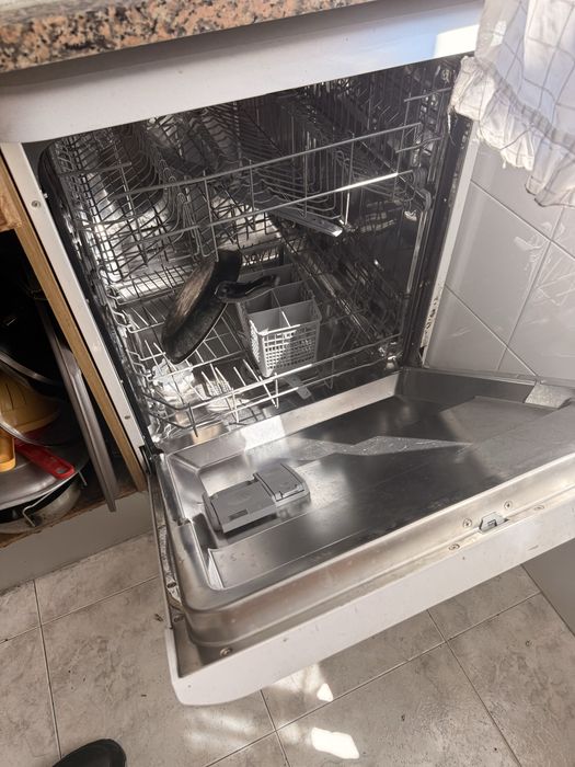 Vendo maquina de lavar loiça