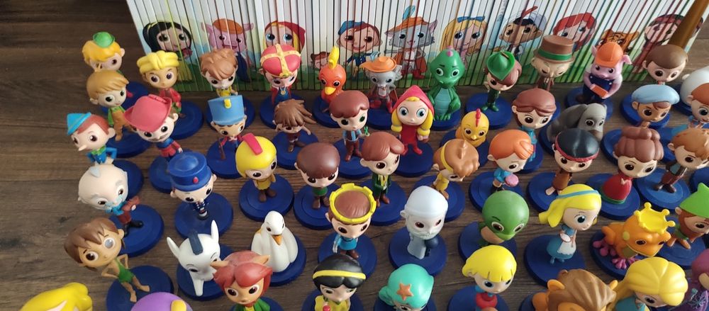 Kolekcja Hachette - opowiadajki 80 książek figurki i dwa glosniki