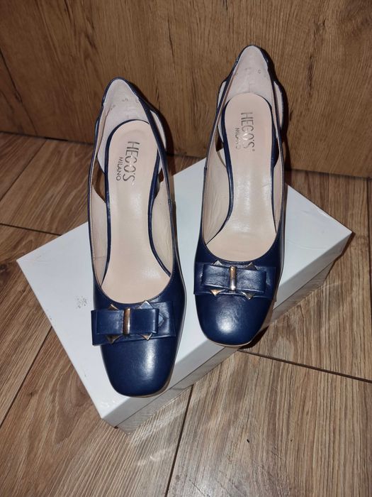 Czółenka Hego's granatowe 40