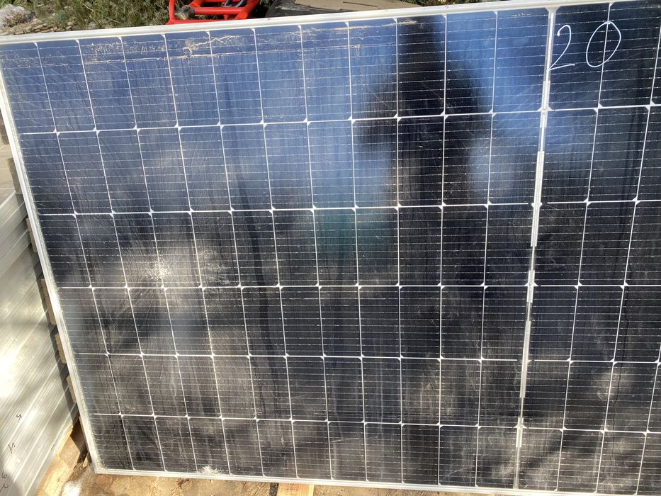 Продам солнечные панели 585 ватт