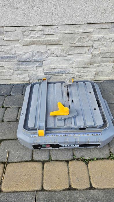 Titan TTB336TCB 500W Przecinarka do płytek na mokro 230V