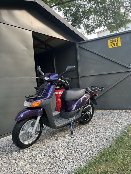 Скутер Honda Topic