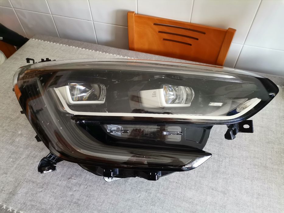 Farol Led para Renault Megane IV