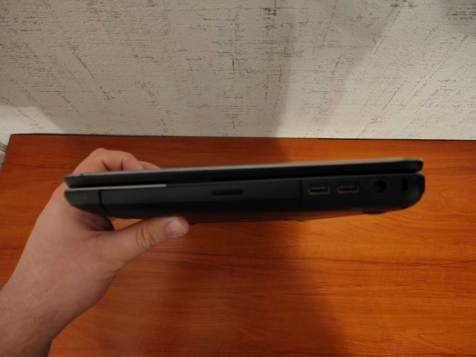 HP 255 G1 15.6'' E1-1500 4GB DDR3 120GB SSD W10