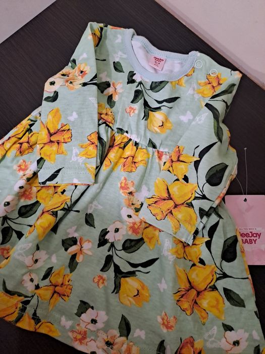 Продам сукенку для маленької красуньки