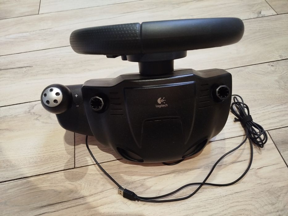 Ігровий руль Logitech driving force gt