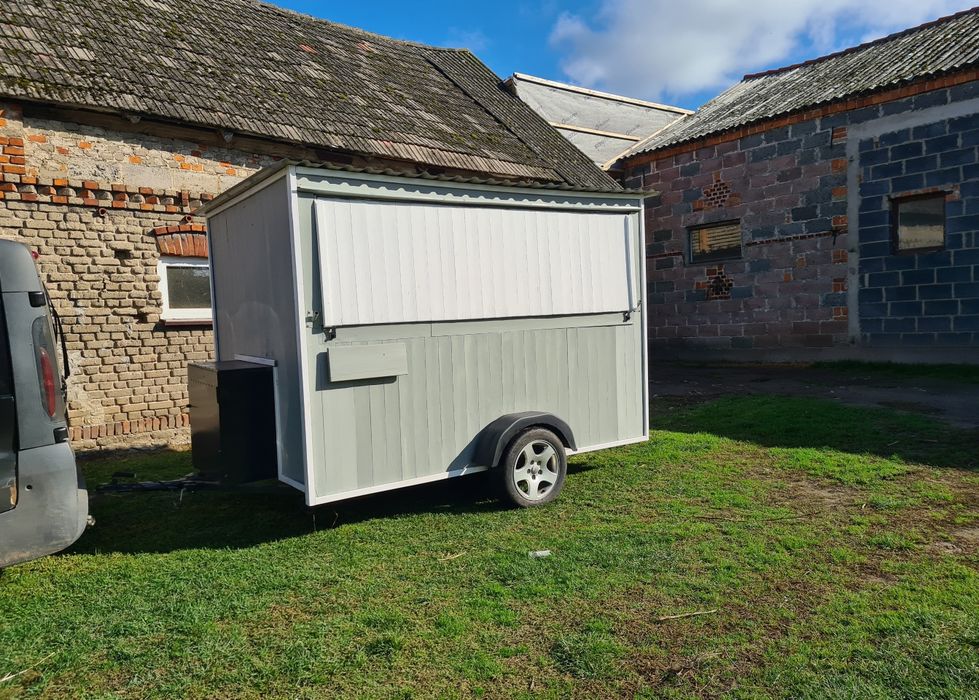 Przyczepa gastronomiczna - Food Truck - Gotowa do pracy