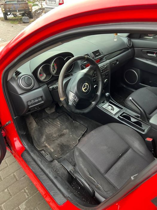 Продам Мазда 3  1.6 Автомат