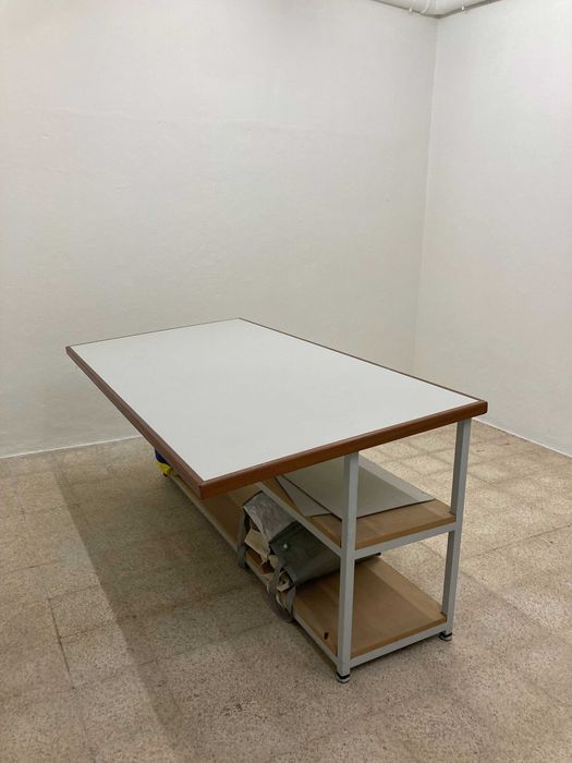 Mesa/Estirador para atelier